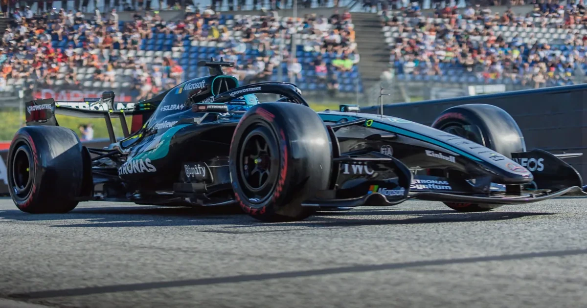 Russell fährt Bestzeit im 3. Spielberg-Training