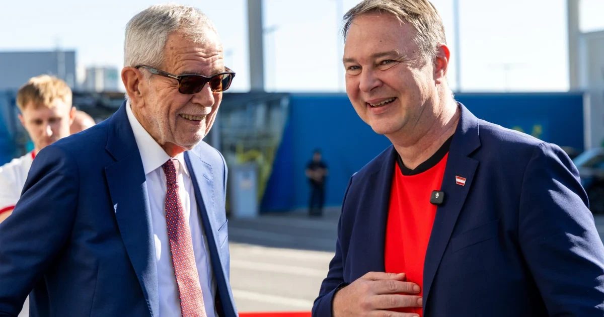 Kanzler und Vizekanzler reisen zum ÖFB-Team