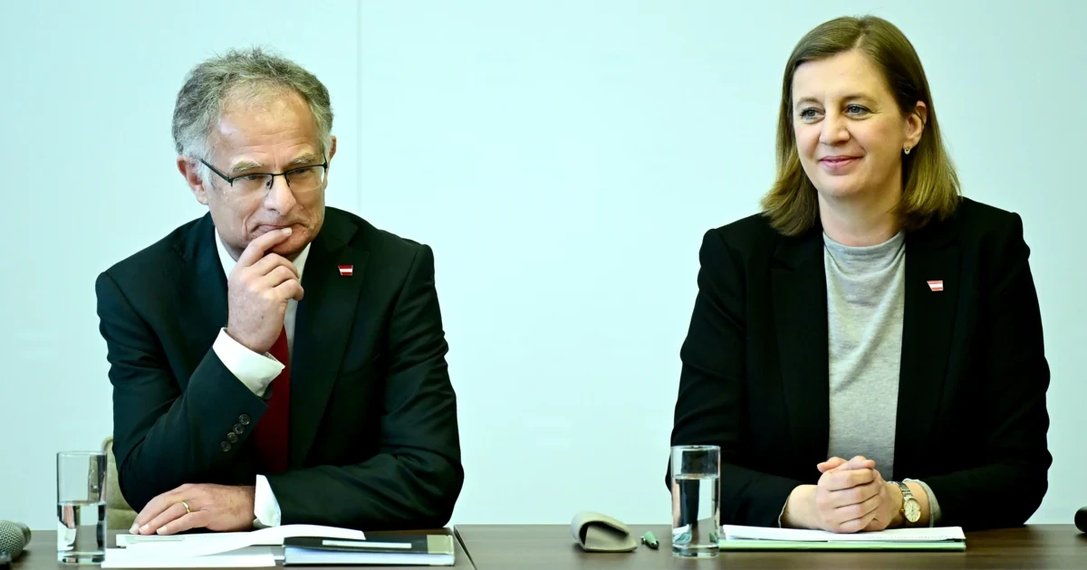 Marterbauer legt ein „Budget ohne Polster“ vor