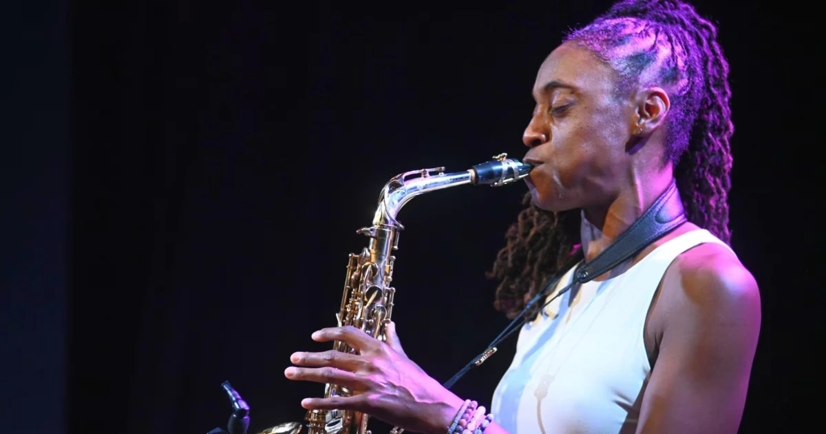 Lakecia Benjamin: ein großes Fest für Altsaxofon