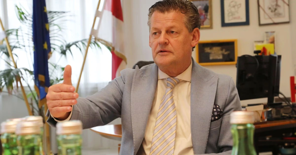 Anzeige und 30.000-Euro-Forderung gegen Scheider