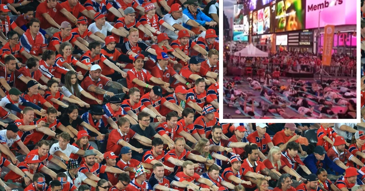 Kult! Norweger kapern Yogastunde am Times Square