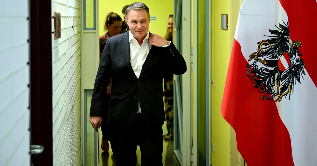 Social-Media-Altersgrenze: Runder Tisch bei Babler