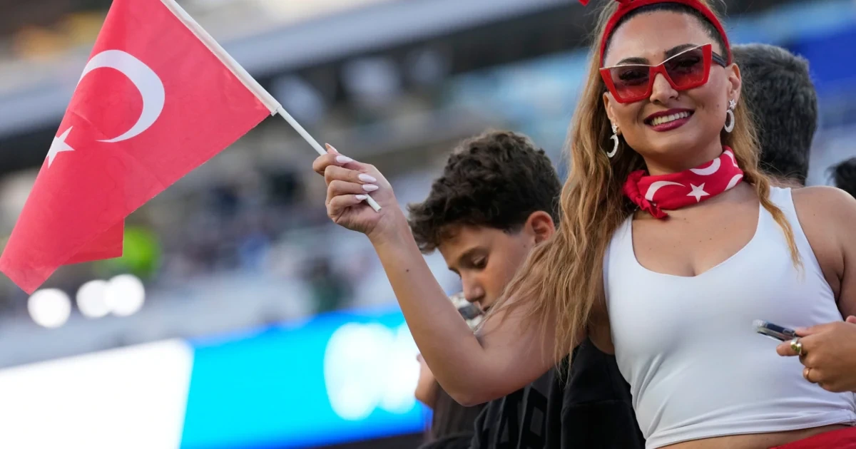 LIVE: Türkei-Fans leiden! Paraguay führt früh