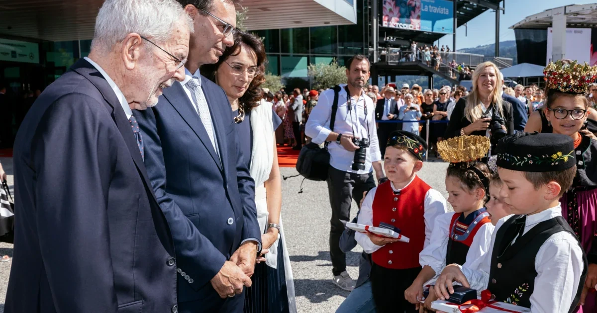 Roter Teppich und Bregenzer Festspielzauber