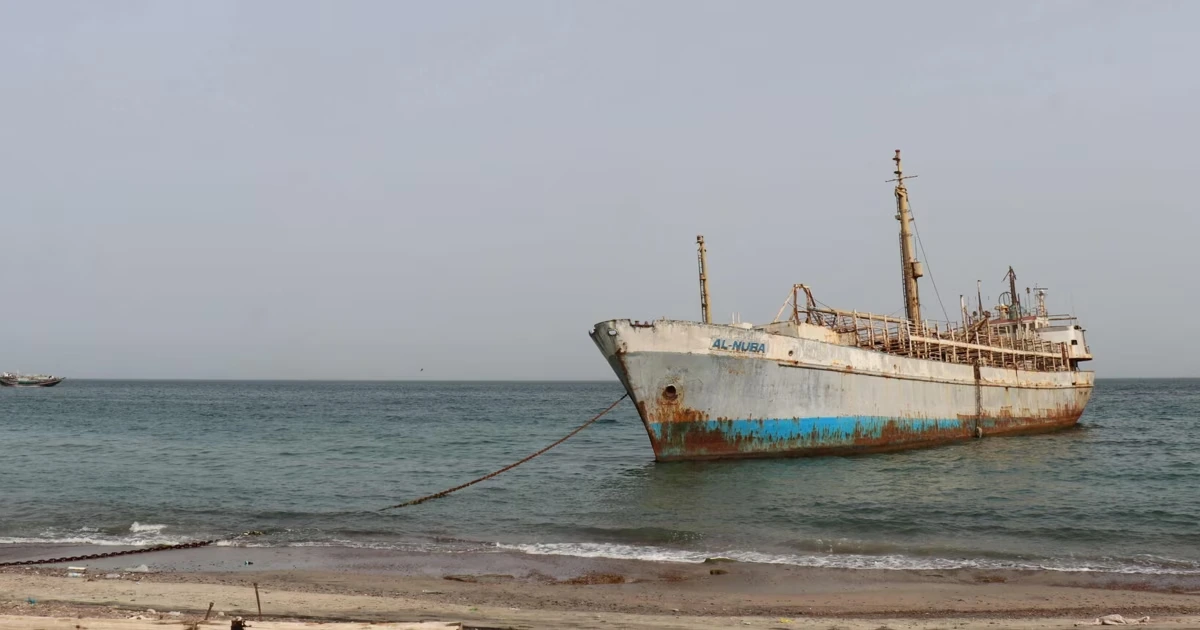 Houthis erwägen Gebühren für Schiffe im Roten Meer