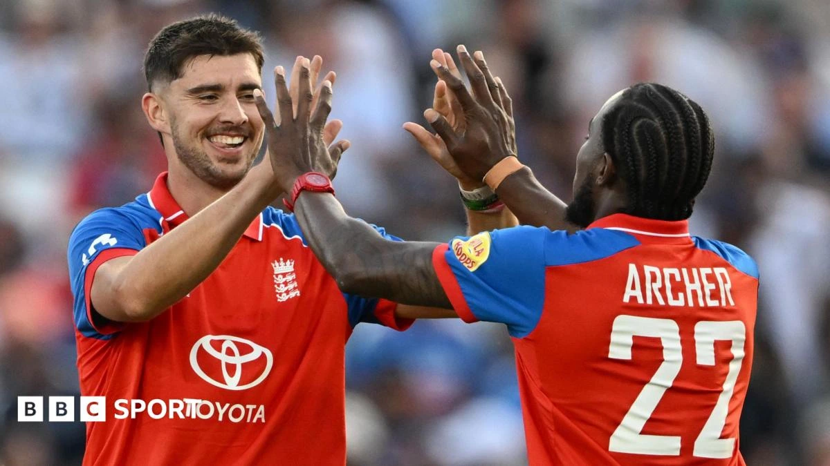 Superb England inflict record T20 defeat on India