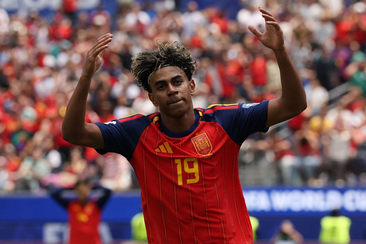 Lamine Yamal-Nuno Mendes, la historia de un desafío total: "Lo mejor es que la pelota no le llegue"