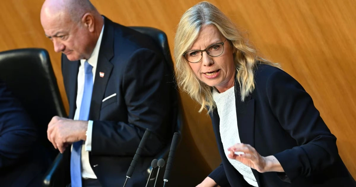 „Kraftakt“ vs. „Harakiri“ Budgetdebatte läuft heiß