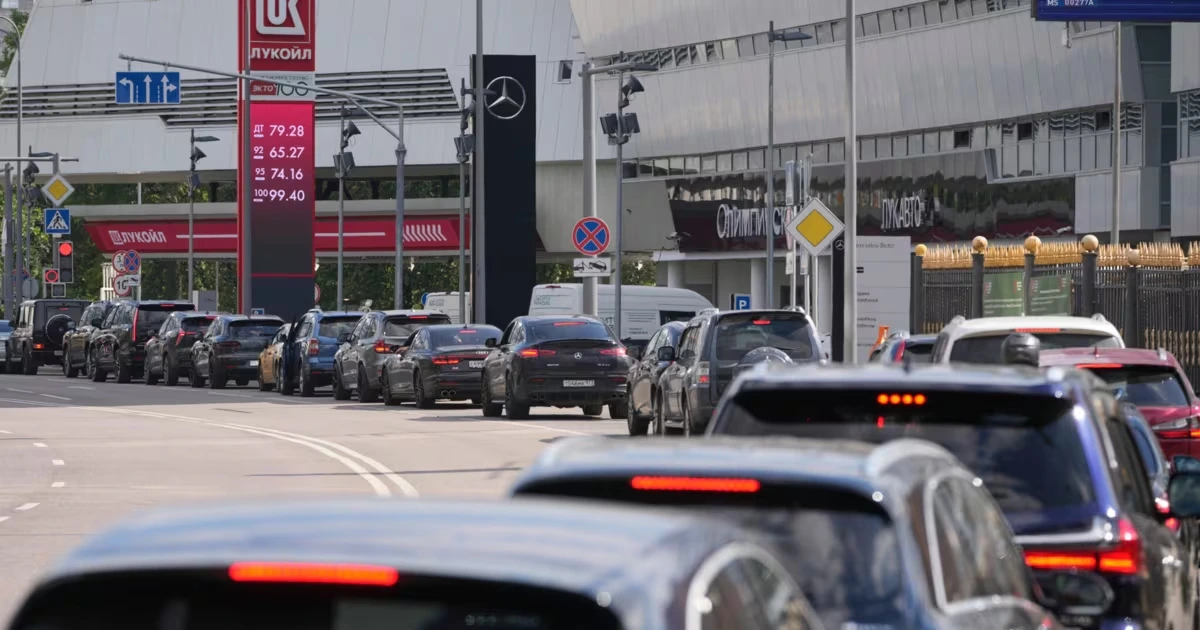 Staus an Tankstellen forderten schon mehrere Tote