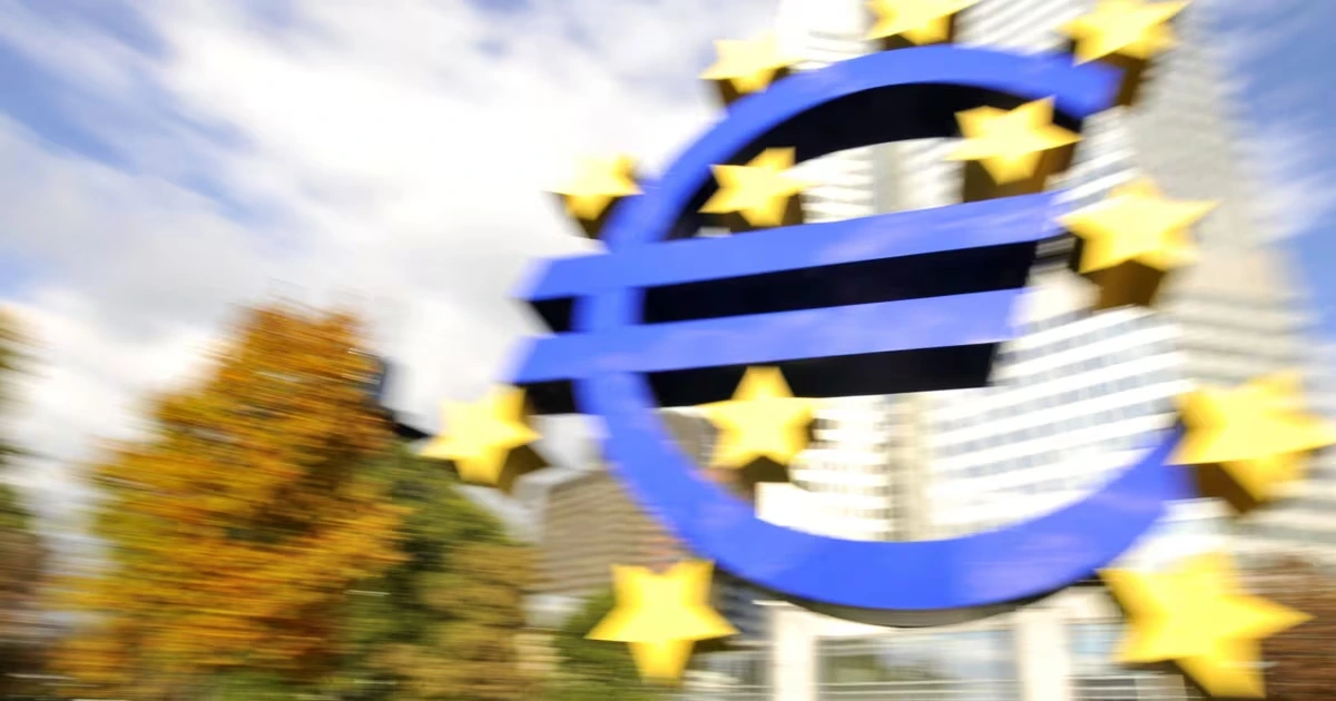 Notenbank-Chef warnt vor verfrühtem Euro-Beitritt