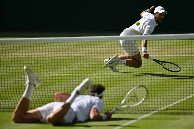 Wimbledon 2026 : Arthur Rinderknech éliminé par Novak Djokovic, il n’y a plus de Français en lice