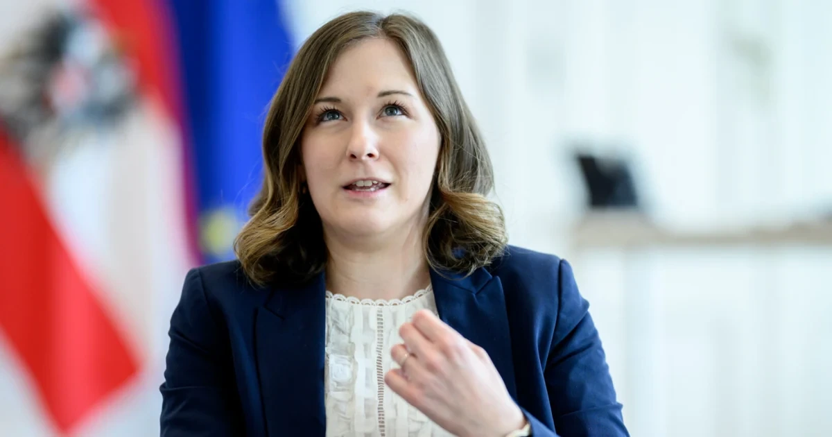 Bauer will Altersgrenze für Einsetzen von Eizellen