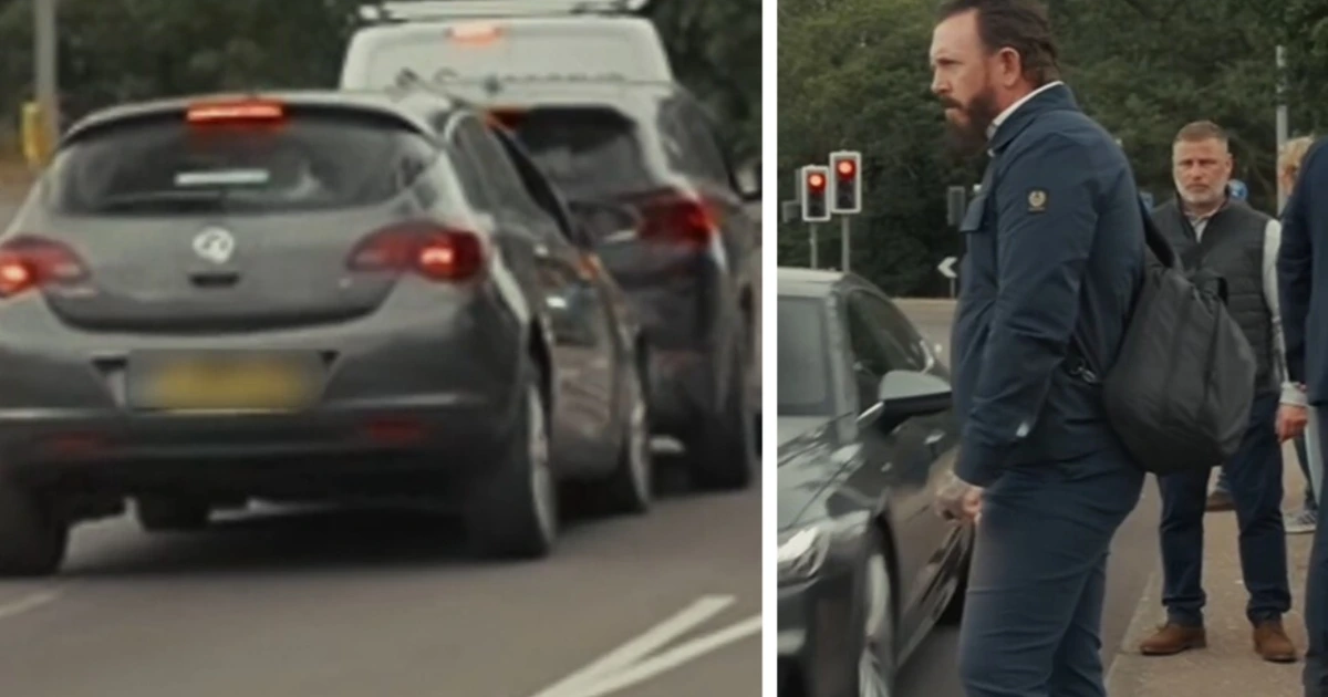 Frau beschimpft Farage aus Auto – baut Unfall
