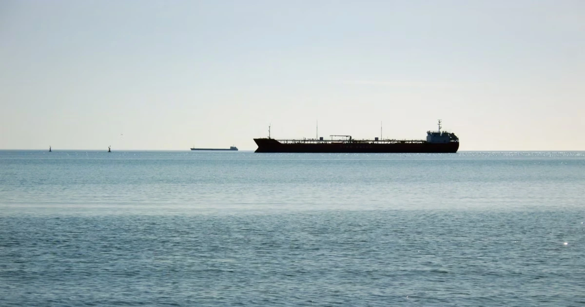 Schiff „explodierte“: Teheran droht Kiew mit Rache