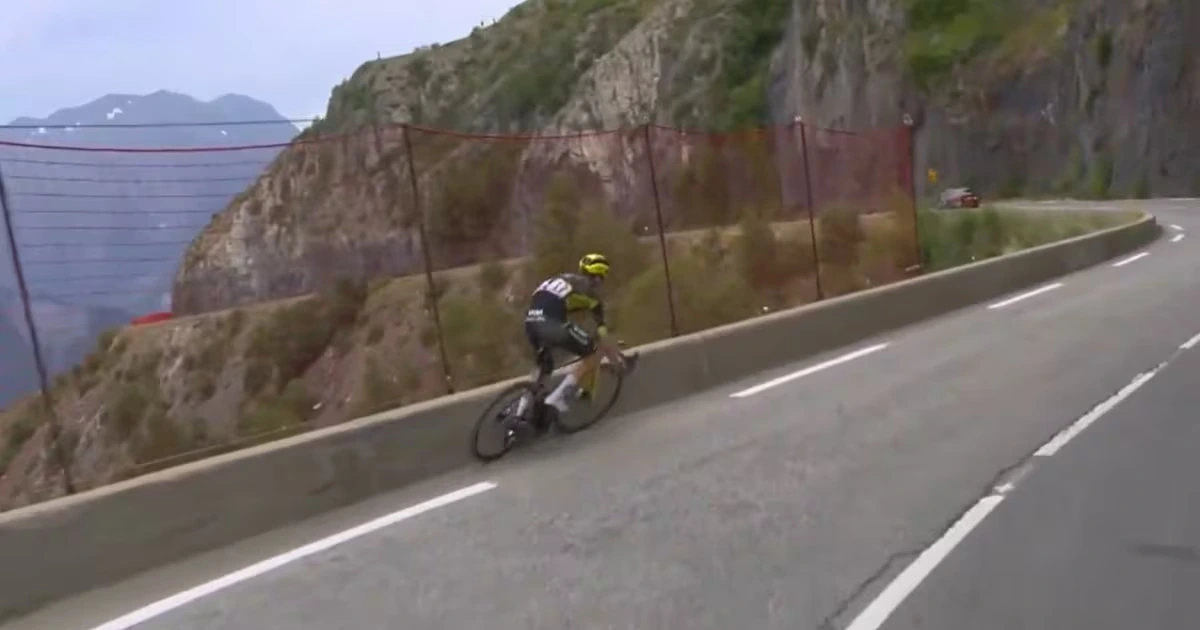 Tour de France: Zaun rettet Radprofi vor Abgrund