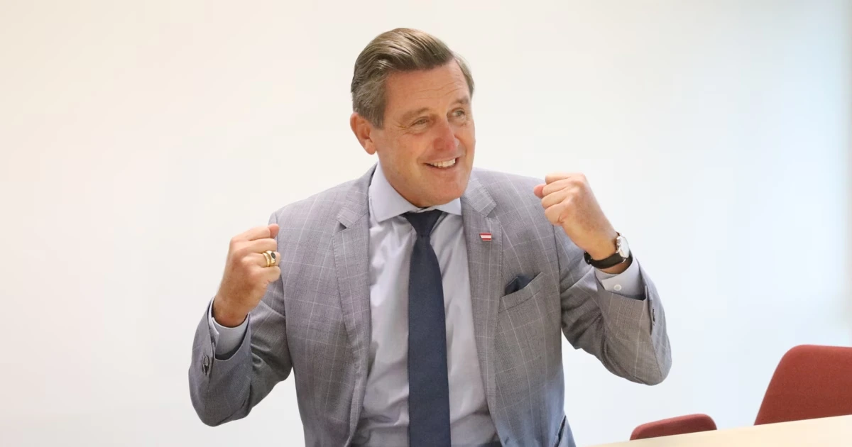 SPÖ-Minister: Sonnige Urlaubsgrüße aus Italien