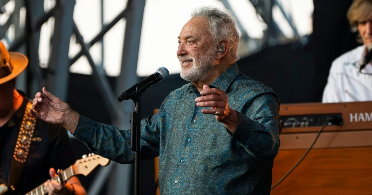 Tom Jones: Man muss ihm im Alter genauer zuhören