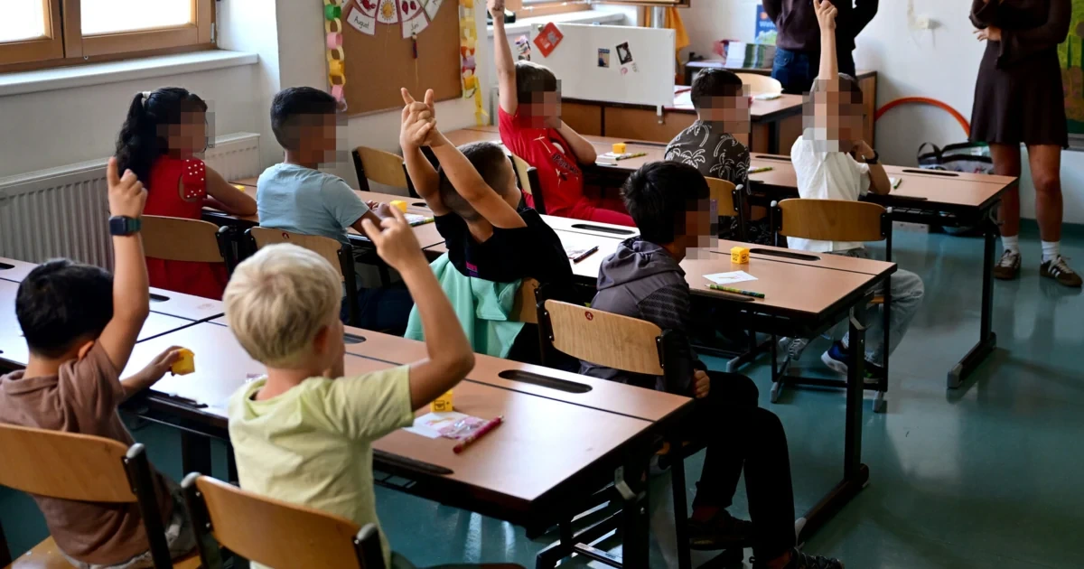Versuch für sechsjährige Volksschule startet