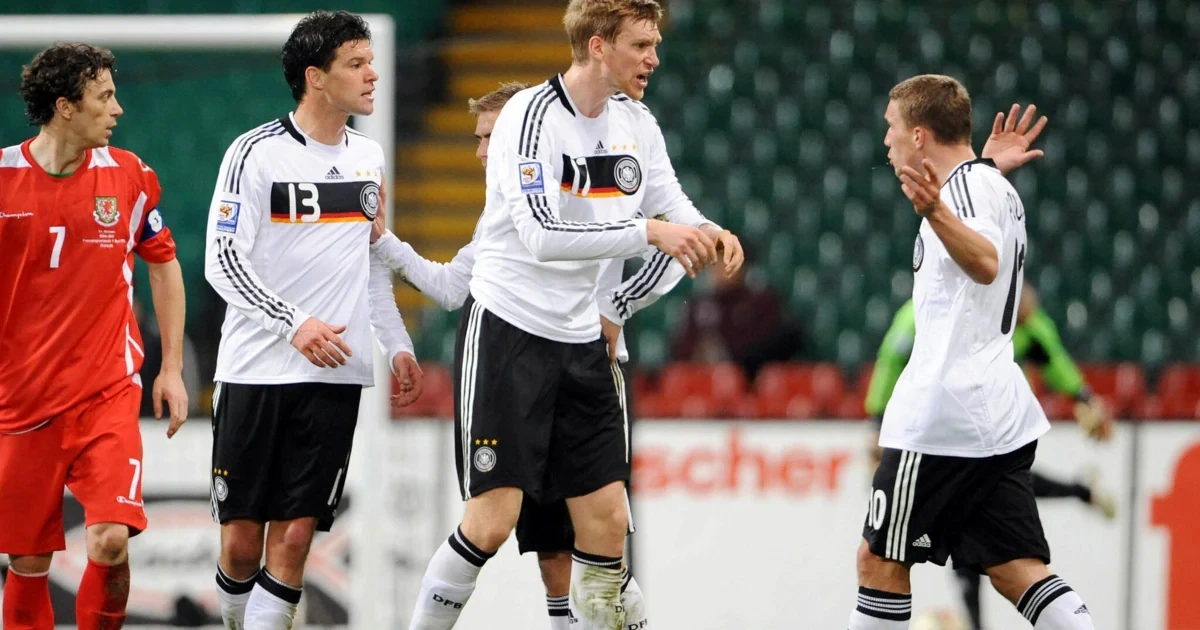 DFB-Legende heiratet 23 Jahre jüngere Freundin