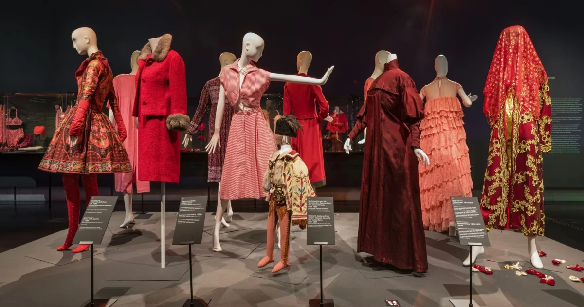 Wien Museum zeigt die dunkle Macht der Farben