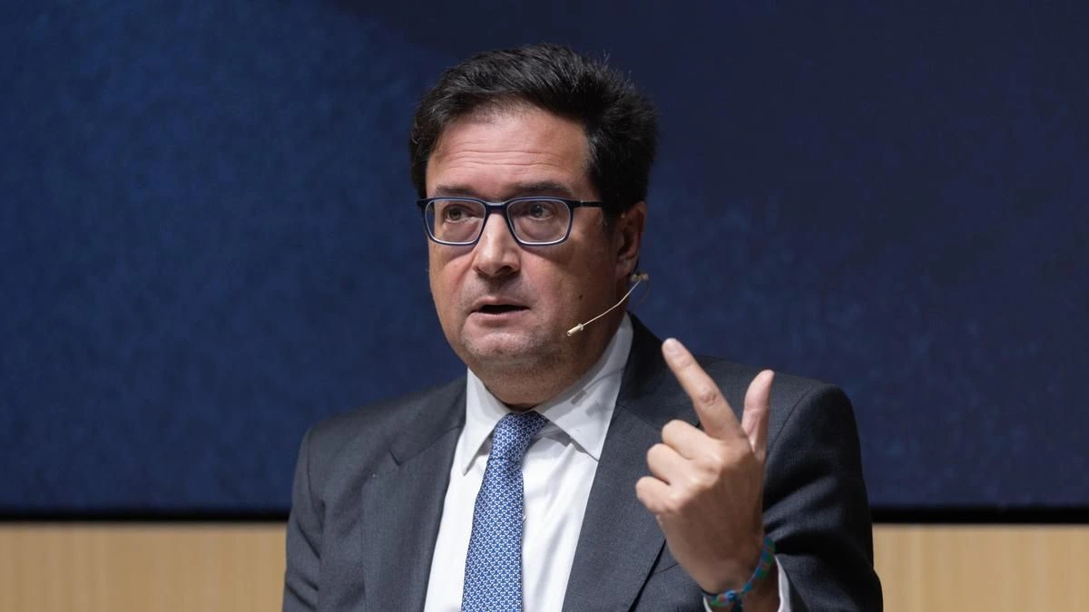 El Gobierno confirma a los sindicatos que aprobará la subida salarial de los funcionarios del 4,5%