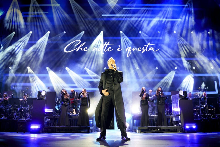 Claudio Baglioni si riprende Piazza di Siena 44 anni dopo la prima volta