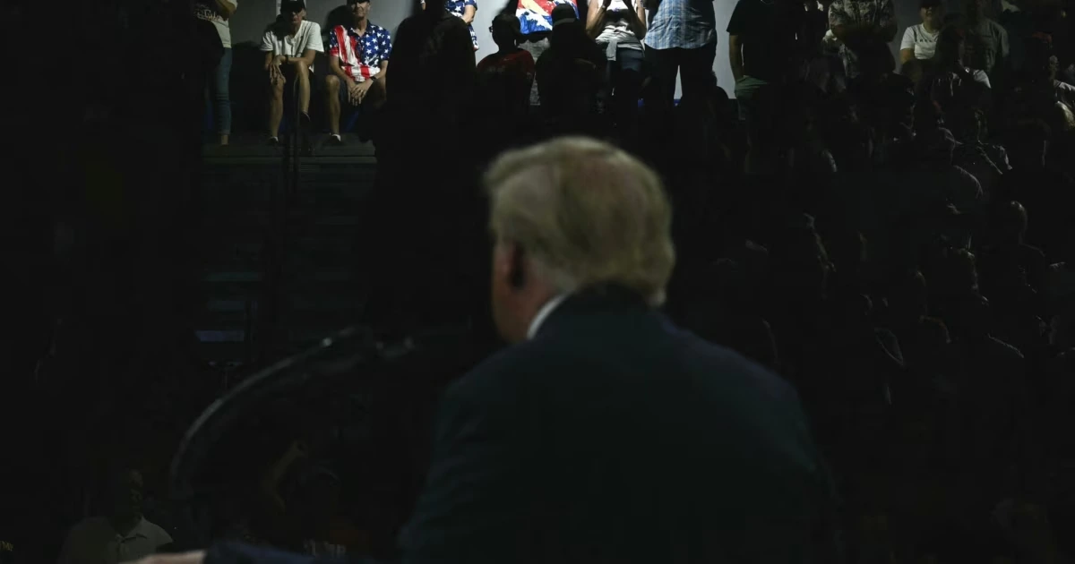 Dunkle Geldquellen fluten Trumps Wahlkampf