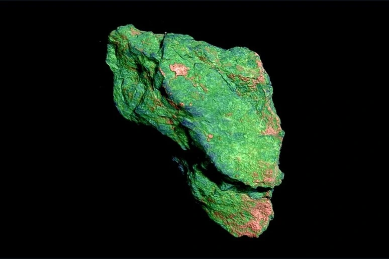 Hypatia, da una piccola pietra una storia inattesa del Sistema solare