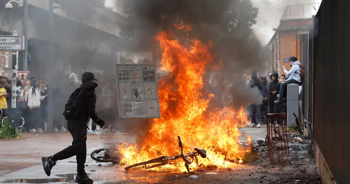 Jetzt sorgen Rechtsextreme für zusätzliches Chaos