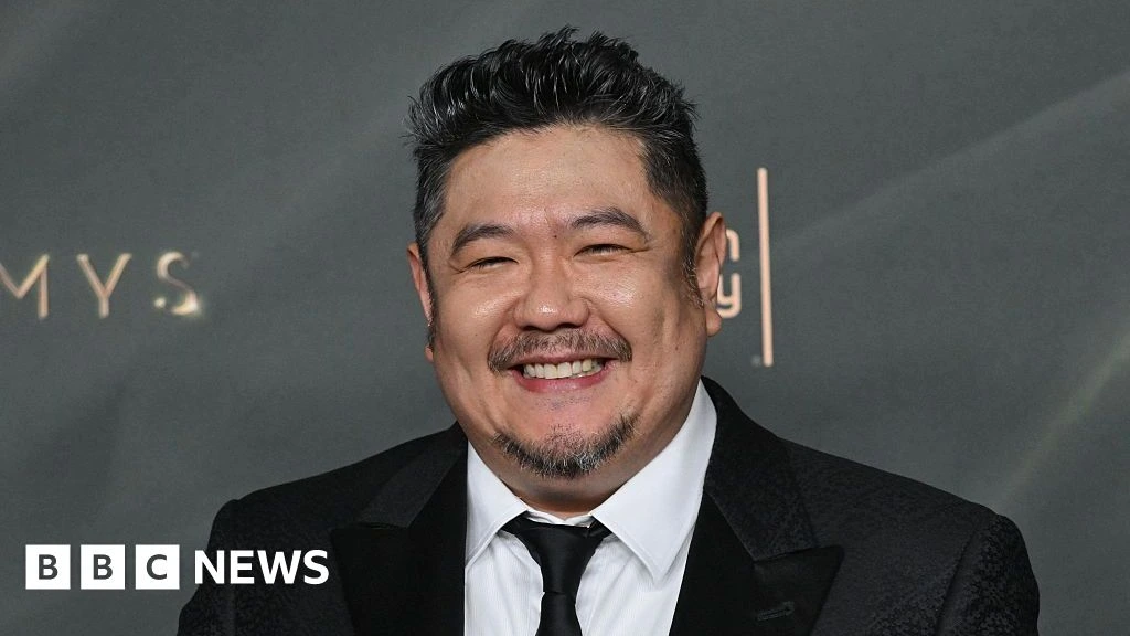 Eric Bauza, voice of Bugs Bunny and Daffy Duck, dies aged 46