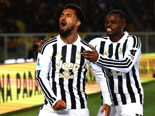 McKennie e Douglas Luiz, la Juventus vince a Lecce e Spalletti respira