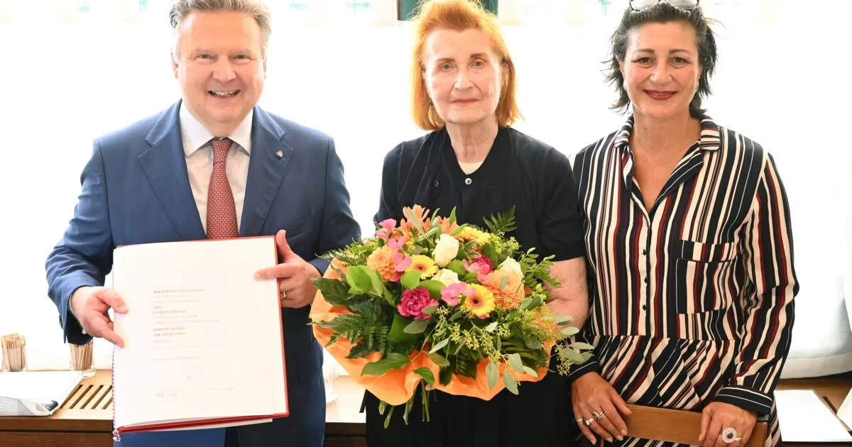 Provokationskünstlerin Elfriede Jelinek jubiliert