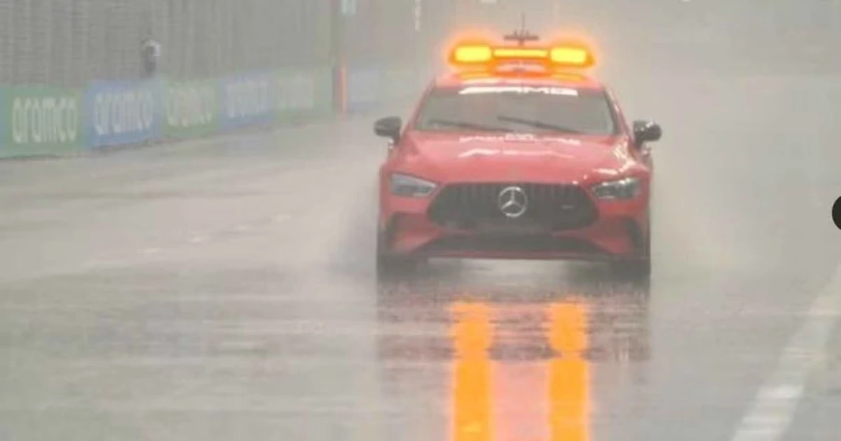 Heftiger Regen! Singapur-Sprint verzögert sich