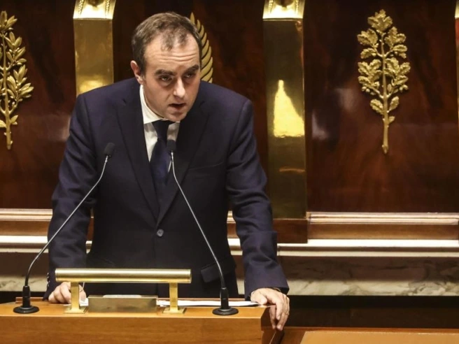 Francia, lo spread con il Bund vola sopra i 150 punti: ai massimi da 14 anni