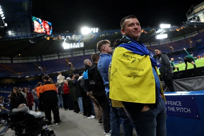 Au Royaume-Uni, le club du Chakhtar Donetsk, « porte-étendard de l’Ukraine envahie », trouve une nouvelle terre d’accueil au stade de Chelsea