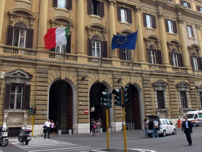Quote rosa senza scadenza: il pressing delle associazioni sul Mef per le donne nei board