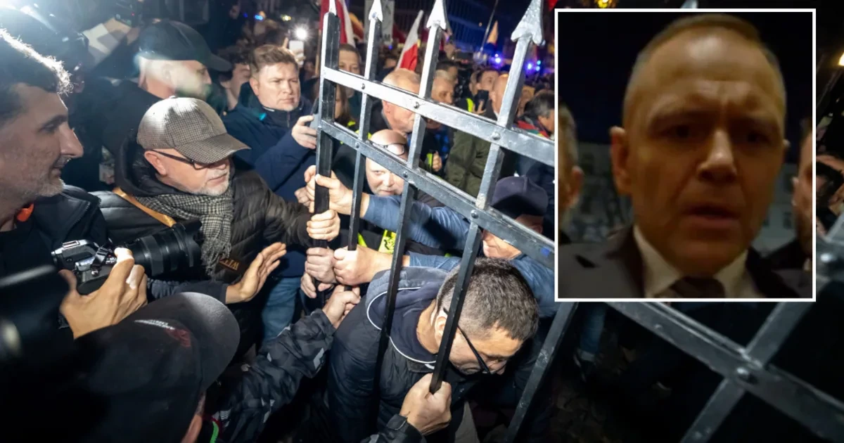 Polen: Präsident dringt in Verfassungsgericht ein