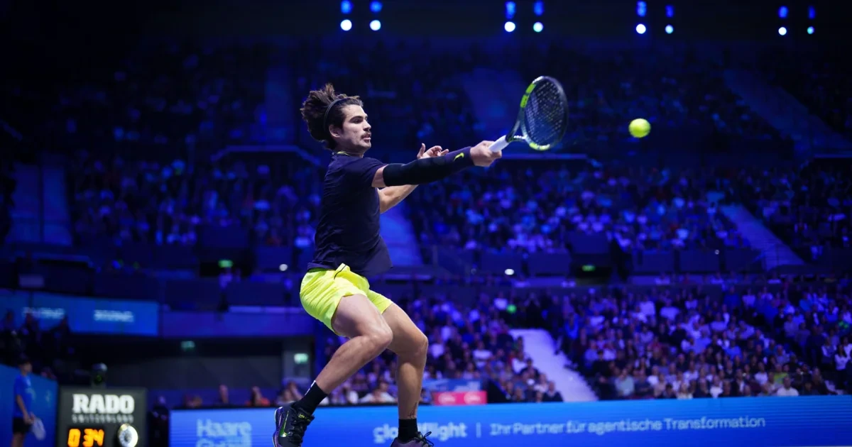 Alcaraz verzückt selbst die ältesten Tennis-Hasen