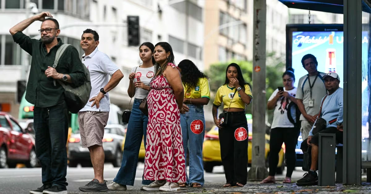 Wahllokale in Brasilien bleiben länger offen