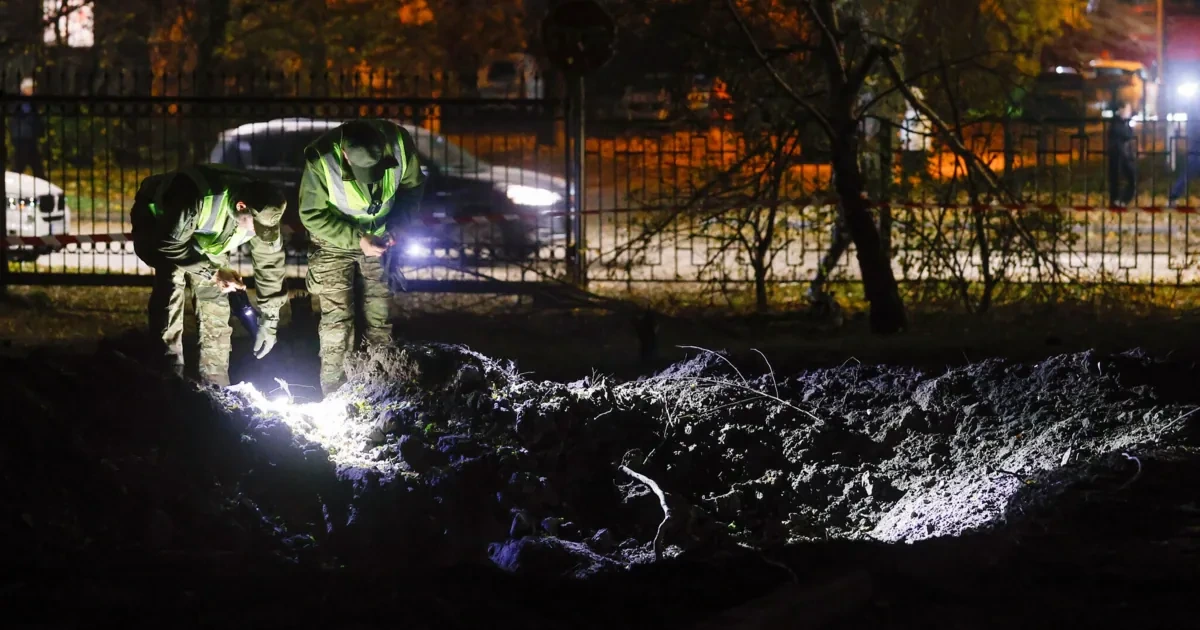 Wichtige Dnipro-Brücke in Kiew schwer beschädigt