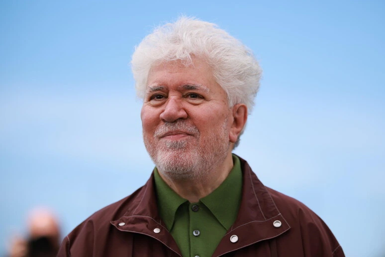 Almodovar debutta nel romanzo, 'la buona fiction sia eterna'