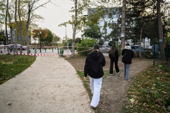 Attentat raciste de Trappes : le gouvernement annonce un « hommage national », sans en préciser la date