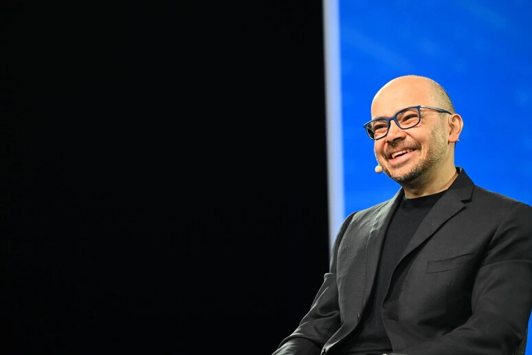 Hassabis (Google), dai sistemi IA incidenti gravi entro due anni senza misure di sicurezza